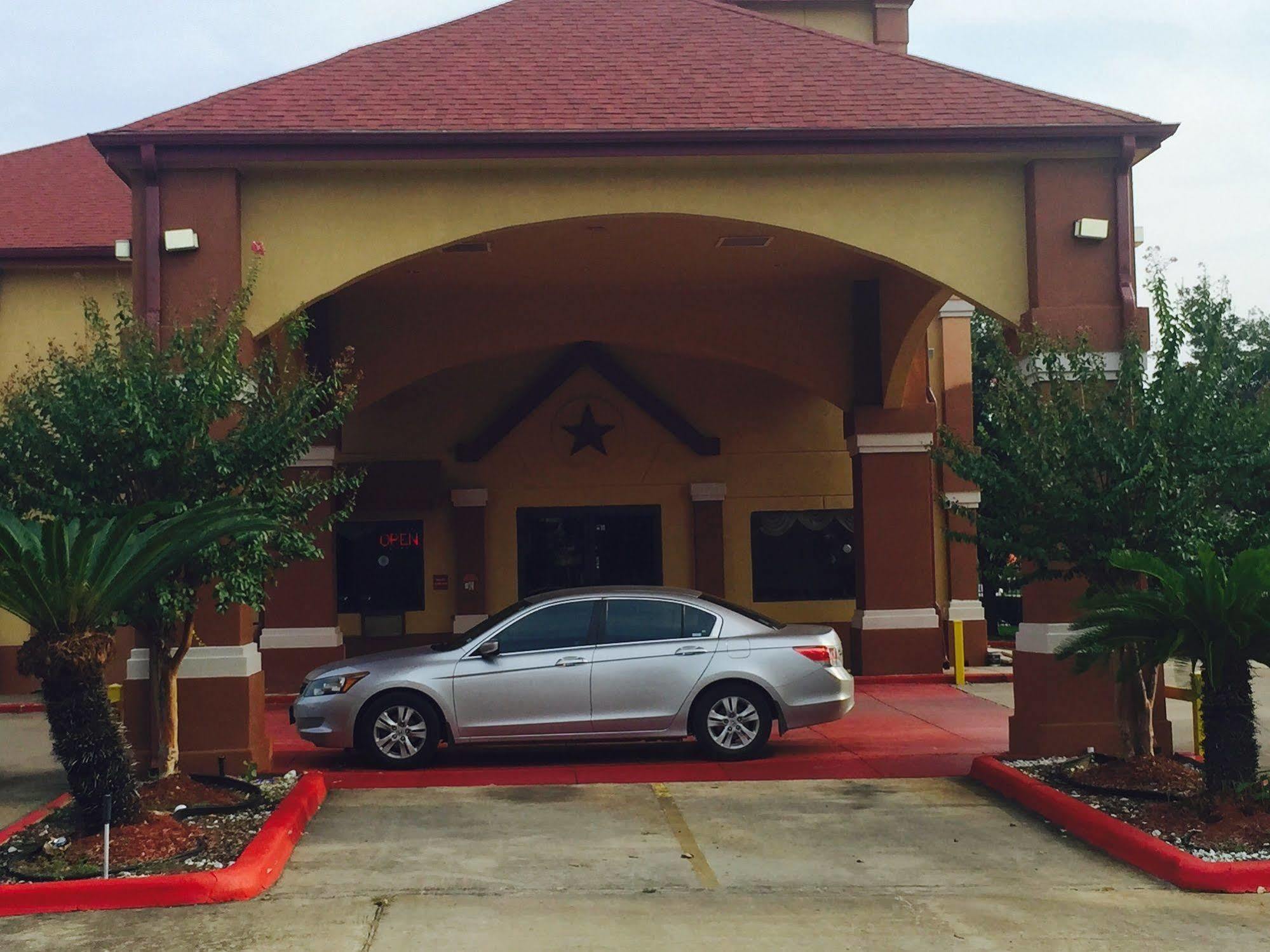 Scottish Inn & Suites Hobby Airport Houston Exteriör bild